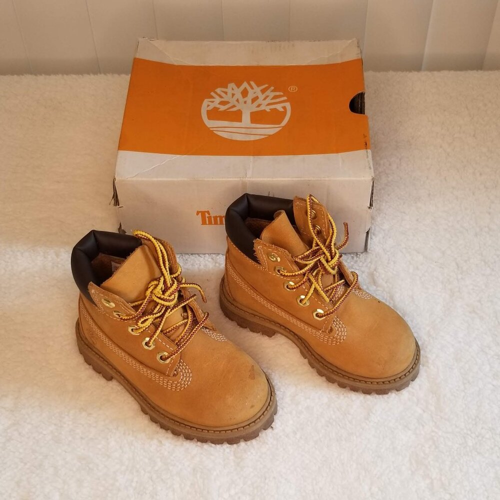 Timberland Waterproof Boots, size Childs 7.